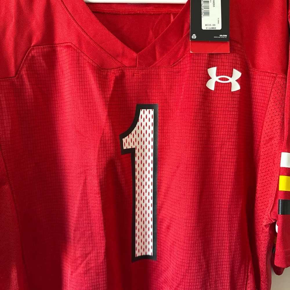 Under Armour Men's Red Jersey with Striped Sleeves - Picture 2 of 7